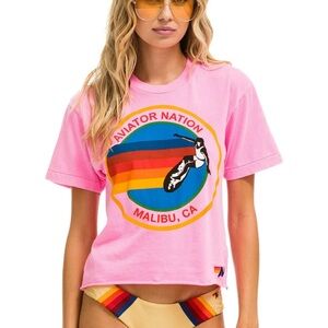 AVIATOR NATION SIGNATURE MALIBU BOYFRIEND TEE - NEON PINK
SIZE- M